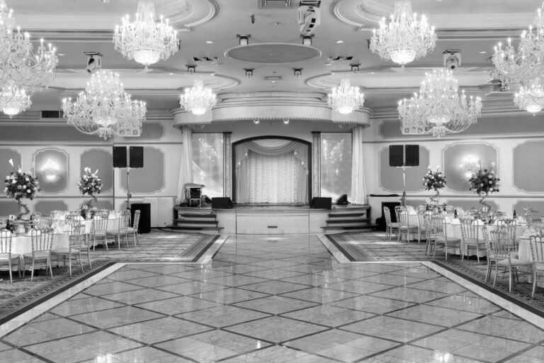 Black and white photo of a banquet hall